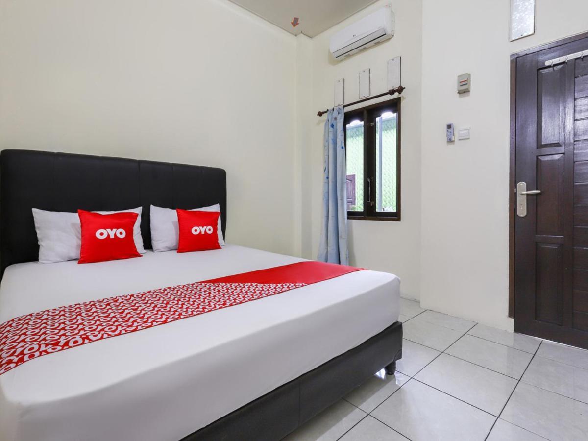 Oyo 3830 Dfarys Gh Syariah Hotel Balikpapan  Eksteriør billede