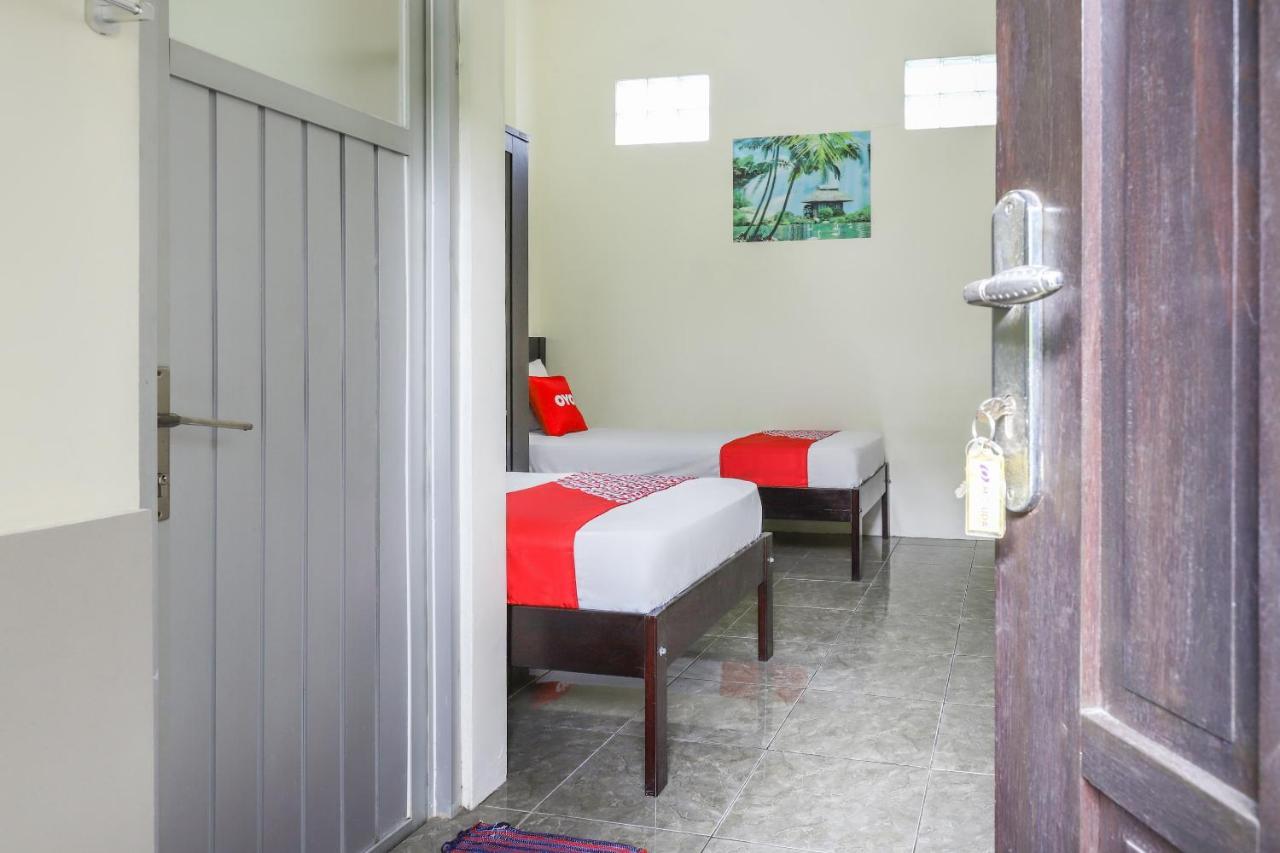 Oyo 3830 Dfarys Gh Syariah Hotel Balikpapan  Eksteriør billede